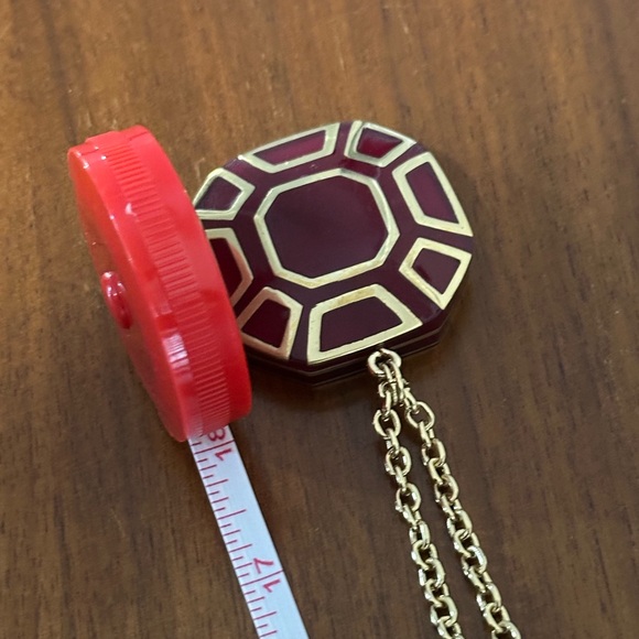 Chico’s Medallion Necklace - Picture 4 of 7